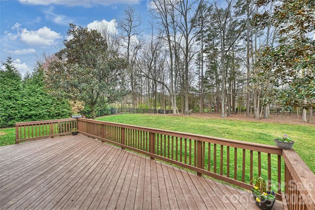 410 Deer Brush Lane, Waxhaw, NC 28173