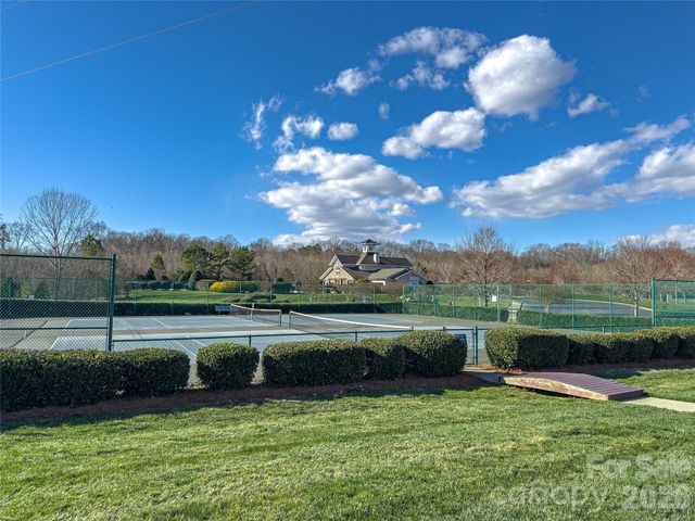 410 Deer Brush Lane, Waxhaw, NC 28173