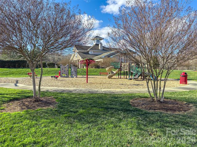 410 Deer Brush Lane, Waxhaw, NC 28173