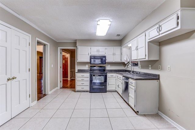 11412 SYCAMORE FARMS RD, Collierville, TN 38017