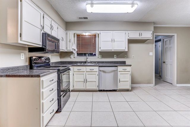 11412 SYCAMORE FARMS RD, Collierville, TN 38017