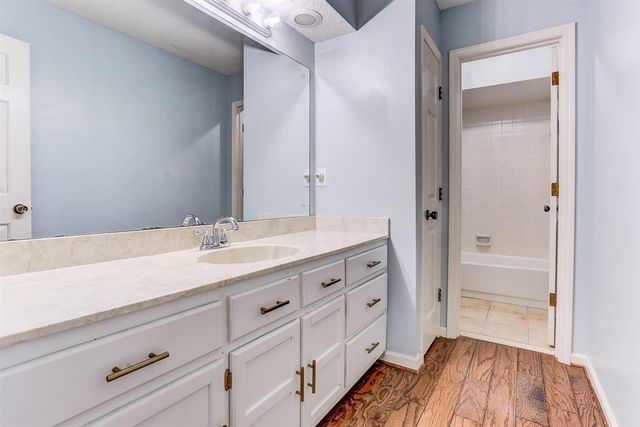 11412 SYCAMORE FARMS RD, Collierville, TN 38017