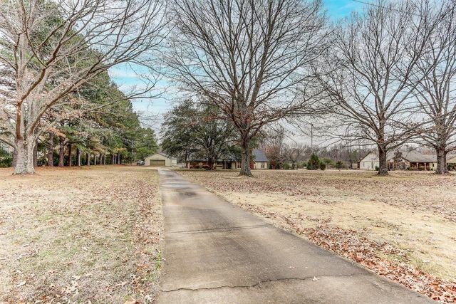 11412 SYCAMORE FARMS RD, Collierville, TN 38017