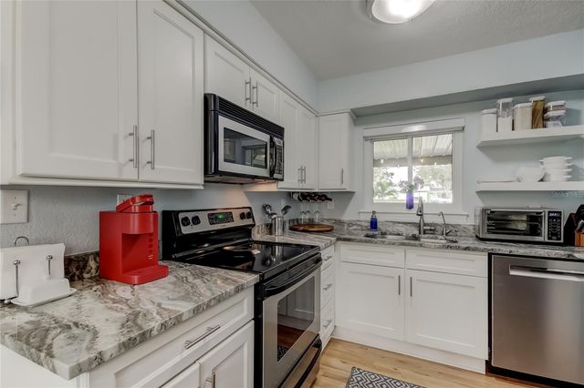 1511 46TH AVENUE N, St Petersburg, FL 33703