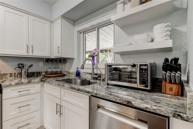 1511 46TH AVENUE N, St Petersburg, FL 33703