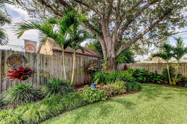 1511 46TH AVENUE N, St Petersburg, FL 33703
