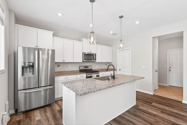 718 68th Lane N, Brooklyn Center, MN 55430