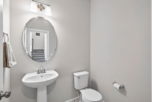 718 68th Lane N, Brooklyn Center, MN 55430