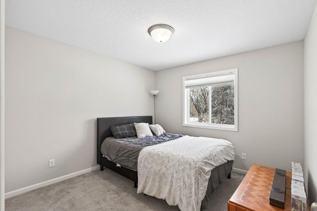 718 68th Lane N, Brooklyn Center, MN 55430