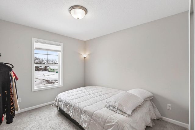 718 68th Lane N, Brooklyn Center, MN 55430