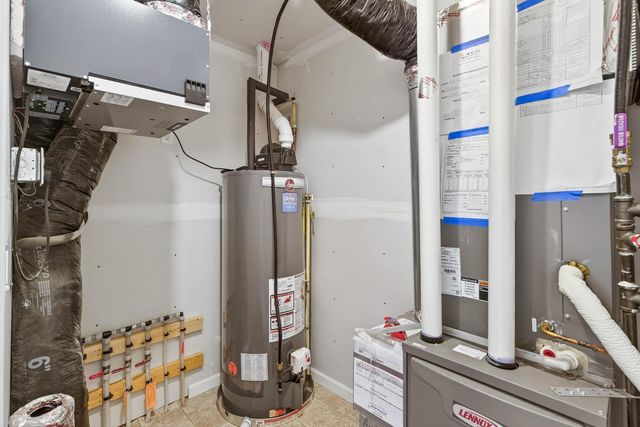 718 68th Lane N, Brooklyn Center, MN 55430