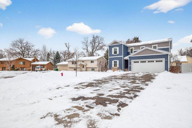 718 68th Lane N, Brooklyn Center, MN 55430