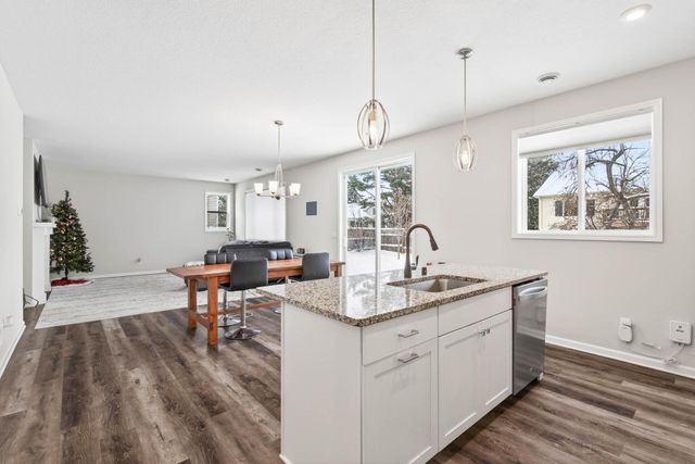 718 68th Lane N, Brooklyn Center, MN 55430