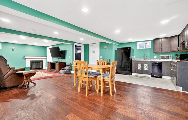 515 Upham St, Melrose, MA 02176