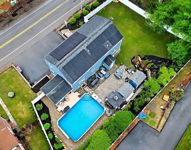 515 Upham St, Melrose, MA 02176