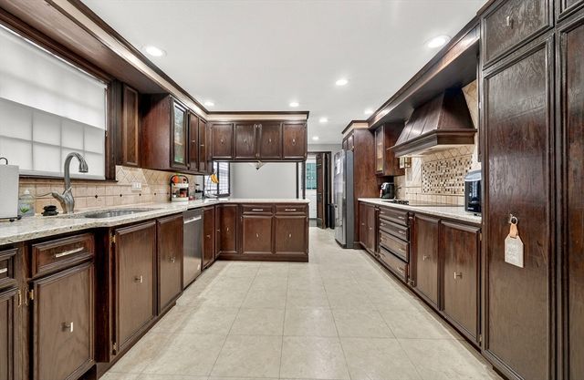 515 Upham St, Melrose, MA 02176