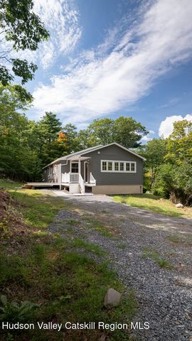 273 Pollys Rock Road, Catskill, NY 12414