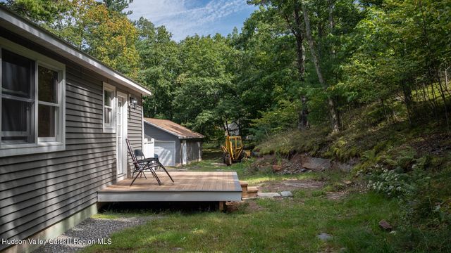 273 Pollys Rock Road, Catskill, NY 12414