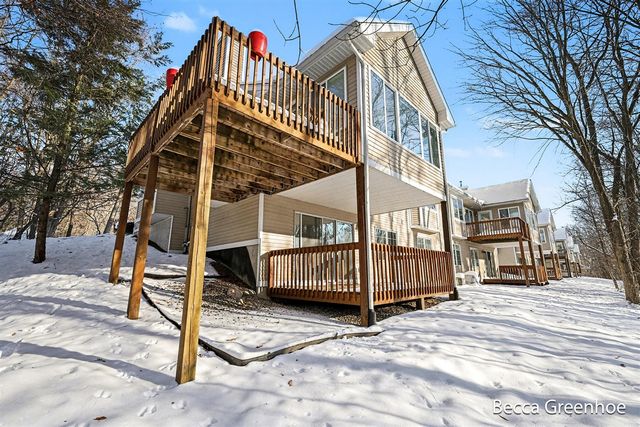 1785 Sanderling Court, Grand Rapids, MI 49505