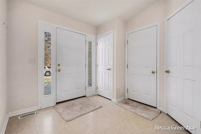 1785 Sanderling Court, Grand Rapids, MI 49505