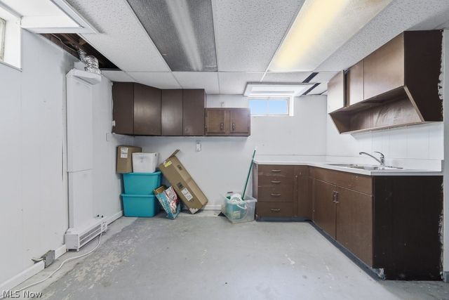 2619 Center Avenue, Alliance, OH 44601