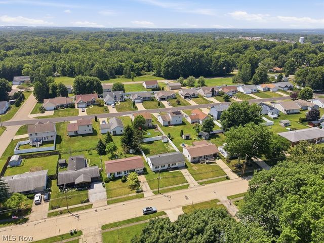 2619 Center Avenue, Alliance, OH 44601