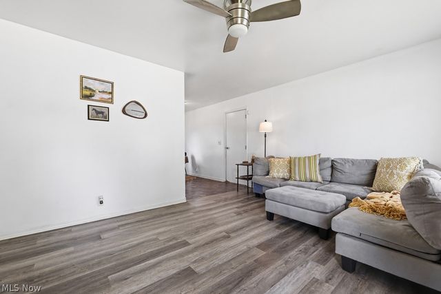 2619 Center Avenue, Alliance, OH 44601