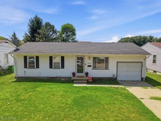 2619 Center Avenue, Alliance, OH 44601