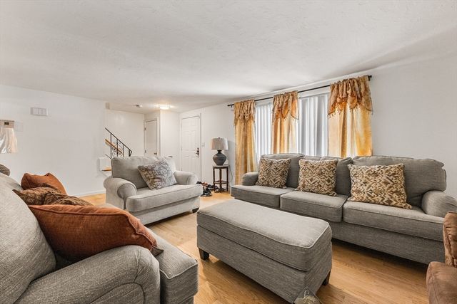 14-16 Julian Rd, Randolph, MA 02368