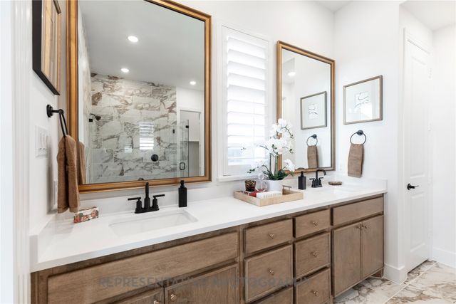 1625 Thicket Hill Drive, Van Alstyne, TX 75495