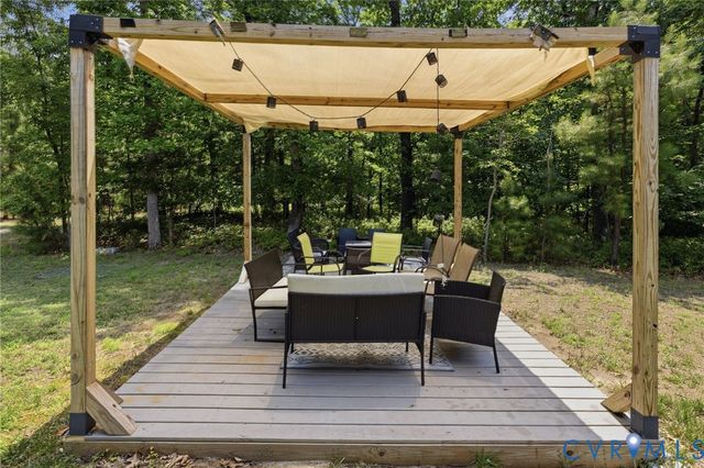14221 Rockyrun Rd, Chesterfield, VA 23838