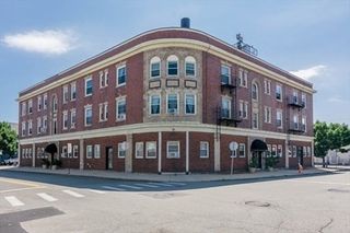 267 Washington Ave 6, Winthrop, MA 02152