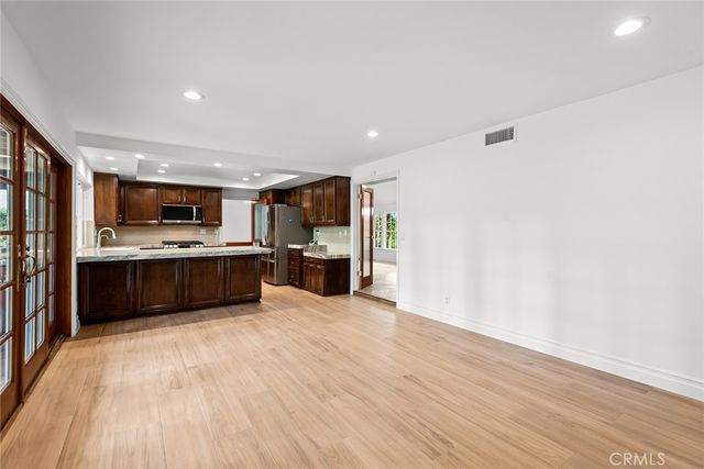 22424 Calipatria, Calabasas, CA 91302