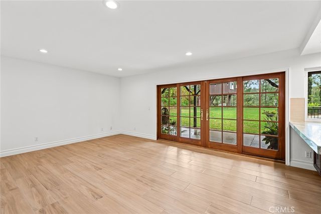 22424 Calipatria, Calabasas, CA 91302