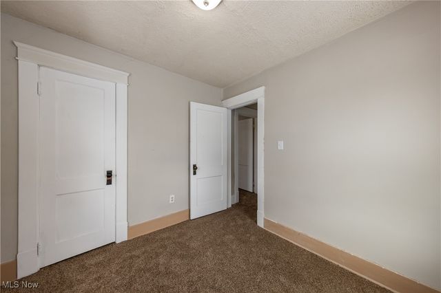 1116 Adelaide Avenue SE, Warren, OH 44484