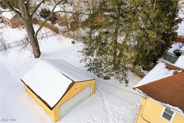 1116 Adelaide Avenue SE, Warren, OH 44484