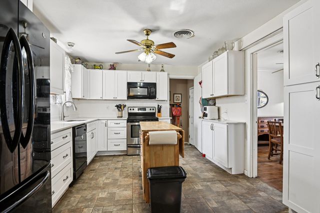 7008 Briley Drive, North Richland Hills, TX 76180