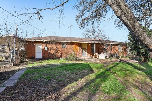 7008 Briley Drive, North Richland Hills, TX 76180