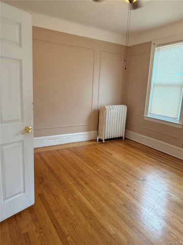 820 E 228th Street 2, Bronx, NY 10466
