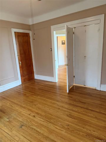 820 E 228th Street 2, Bronx, NY 10466