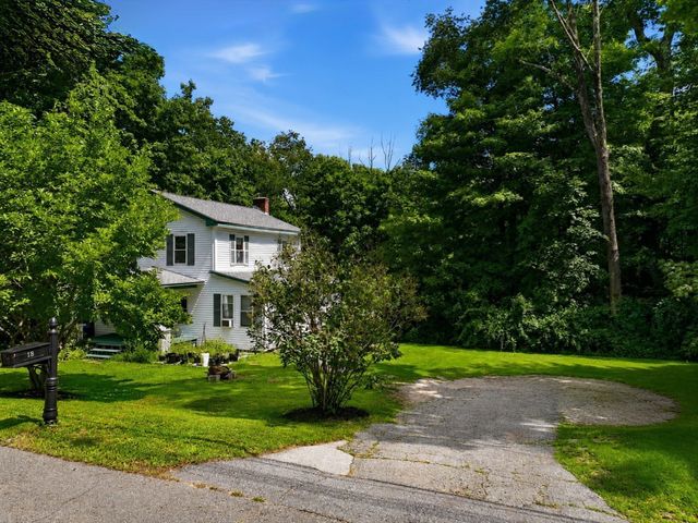 18 Fiske Hill Rd, Sturbridge, MA 01566