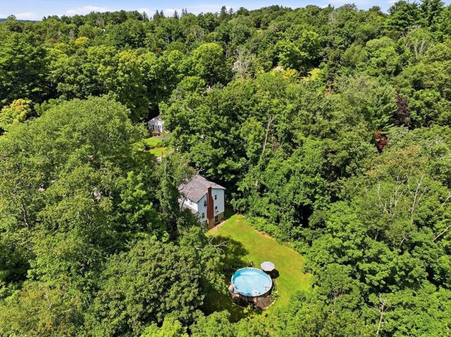 18 Fiske Hill Rd, Sturbridge, MA 01566