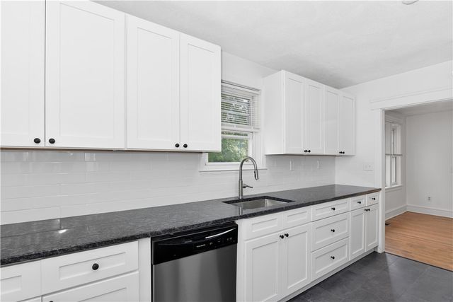 376 Norwood Avenue, Warwick, RI 02888