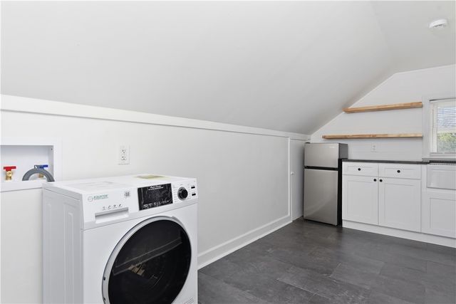 376 Norwood Avenue, Warwick, RI 02888