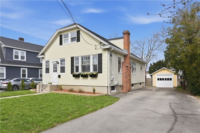 376 Norwood Avenue, Warwick, RI 02888