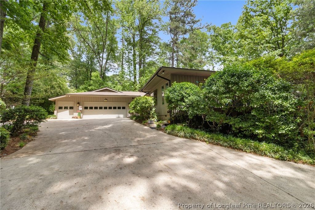 209 Lakeview Drive, Sanford, NC 27322 — photo 6