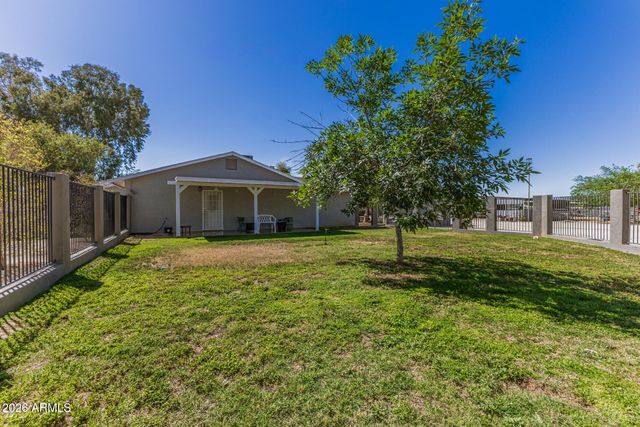 7040 N 177th Avenue, Waddell, AZ 85355