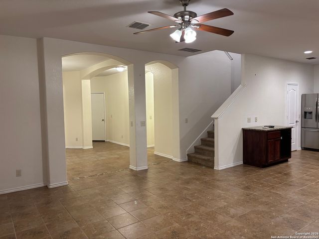 4006 Pavo Viejo, San Antonio, TX 78223