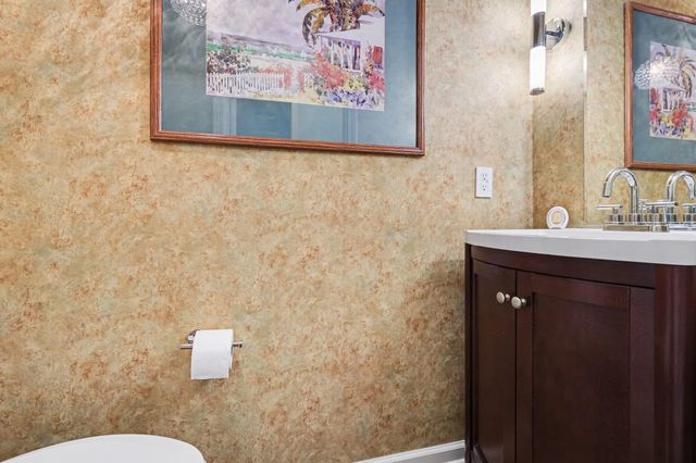 5004 Wax Myrtle Ct., North Myrtle Beach, SC 29582
