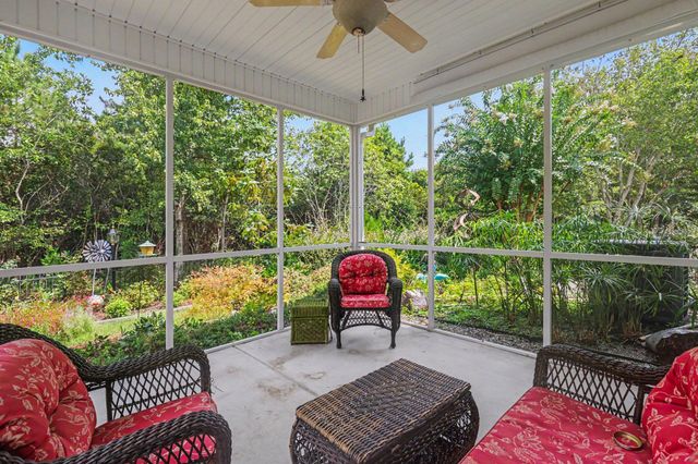 5004 Wax Myrtle Ct., North Myrtle Beach, SC 29582